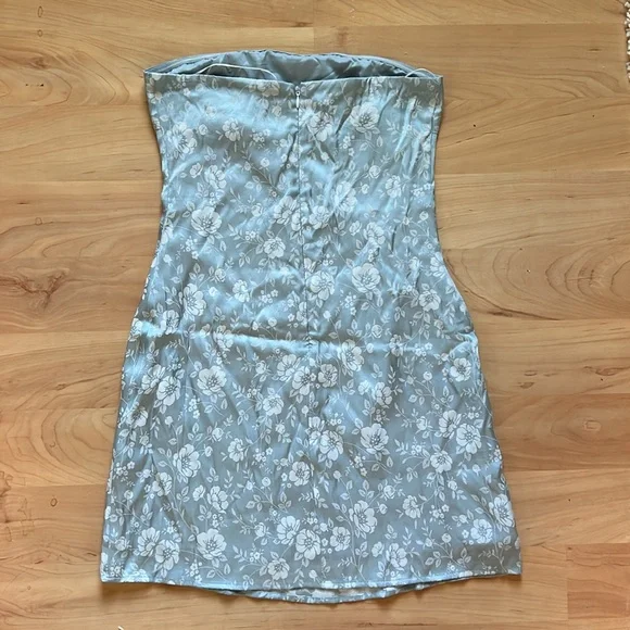 Princess Polly Strapless Mini Dress - Picture 2 of 4